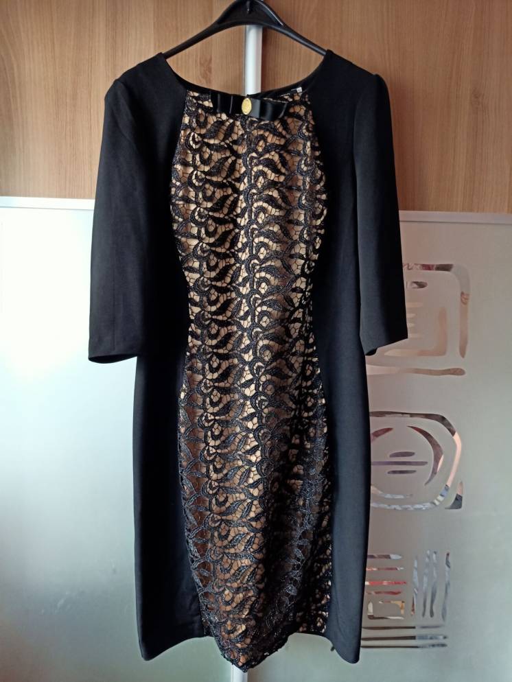 Сукня жіноча, ділова та стильна, розмір 50-52