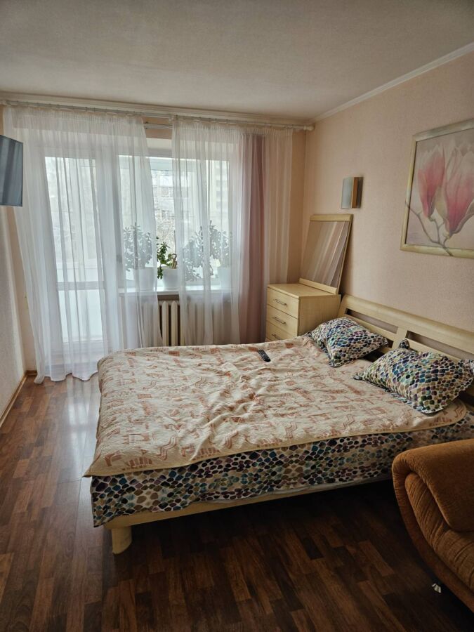 Продам квартиру 3 кім,  кап ремонт, проспект Гагаріна