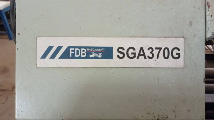 Стрічкова пила по металу FDB Maschinen SGA 370G