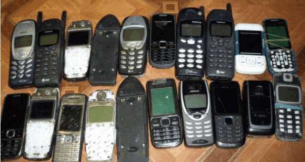 20 Телефонов Nokia Под ремонт или на запчасти