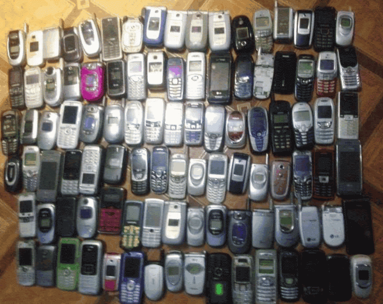 100 Телефонов на запчасти