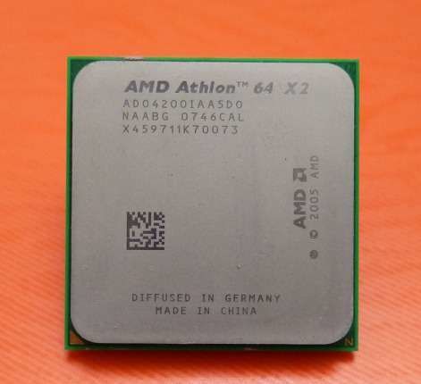 Процессор на 2 ядра AMD ATHLON 64 X2 4200 Socket am2 (2 по 2.2Ghz sam2