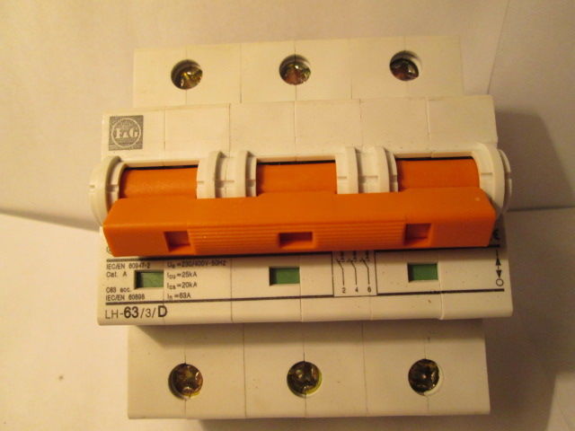 Автоматический выключатель,автомат F&G(Moeller)63A