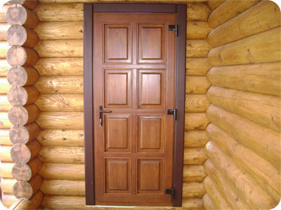 Столярная мастерская - двери из массива дерева.