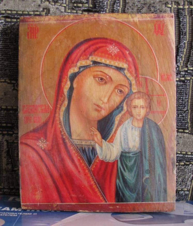 Чудотворная Икона Казанской Пресвятой Богородицы
