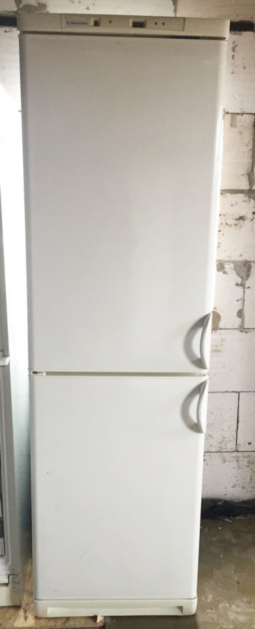 Двухкамерный холодильник бу Electrolux - отменное качество/цена