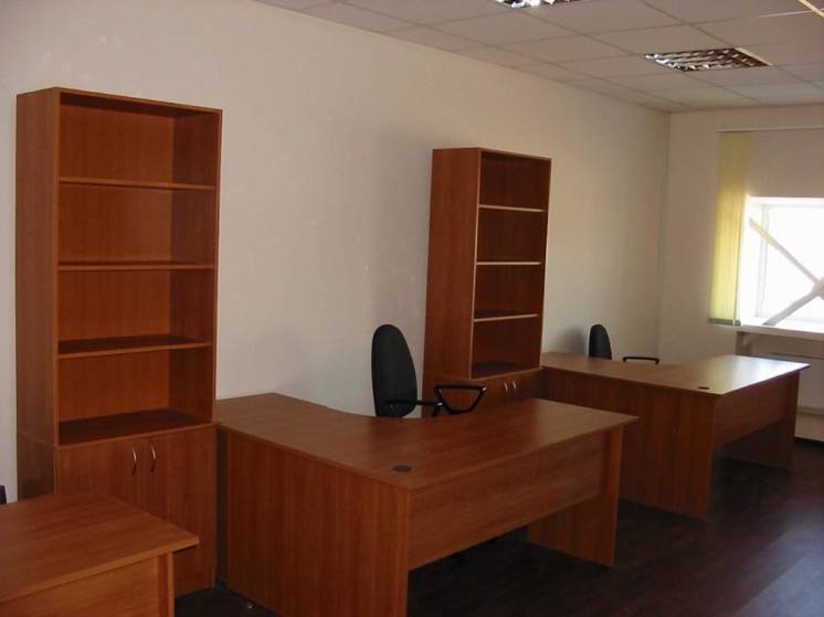 Офисные столы от производителя Офисная мебель под заказ