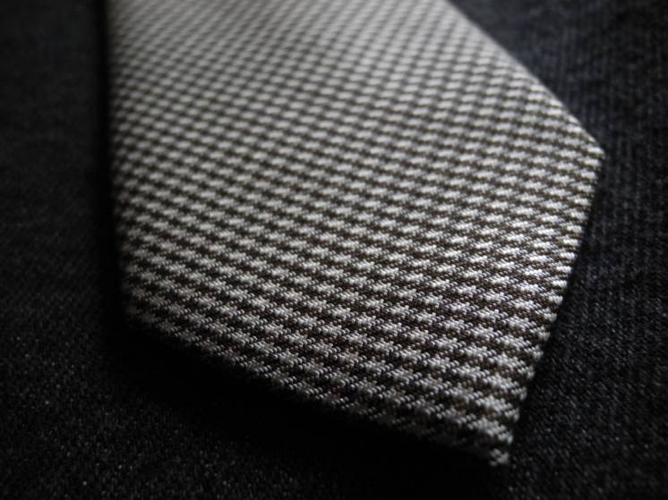 Мужской галстук необычный интересный узкий с узором Nigel HALL