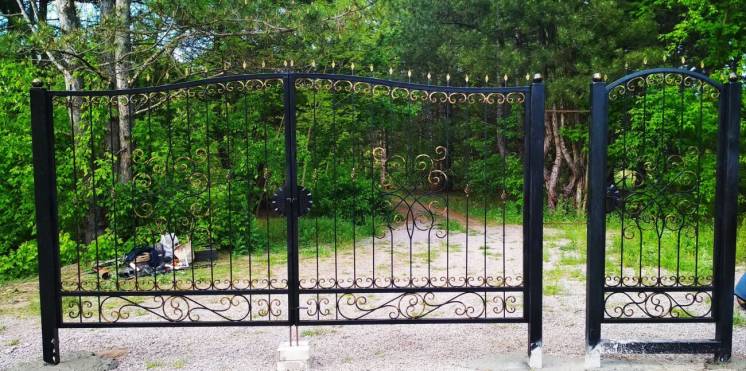 Ворота: кованые, профлист, метал.