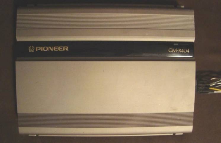 Автоусилители Pioneer GM-X404 4канала США