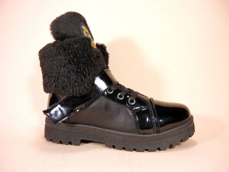 Ботинки женские, зимние, черные, на шнуровке с липучкой. Размер 36-40.