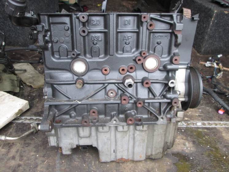 Блок двигателя Volkswagen T5 (Transporter) 2.0 2010-2014