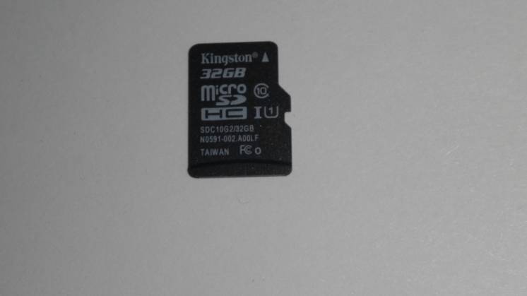 MicroSDHC 32GB Class 10