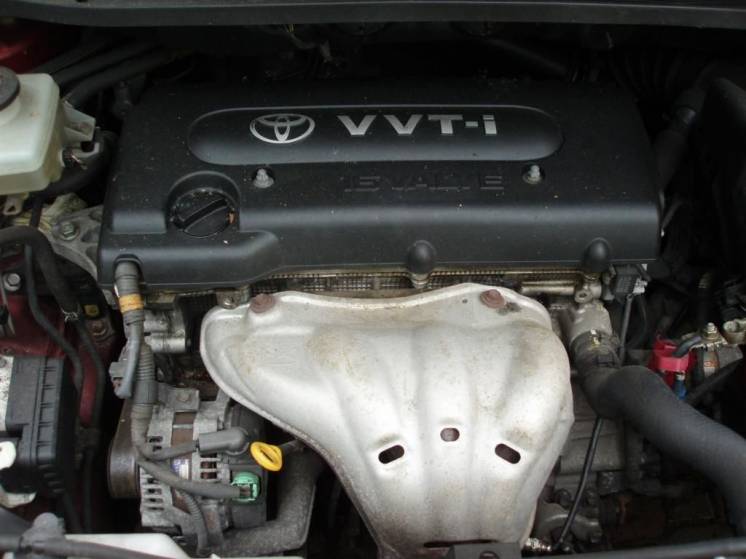 Б/у Двигатель в сборе Toyota Avensis