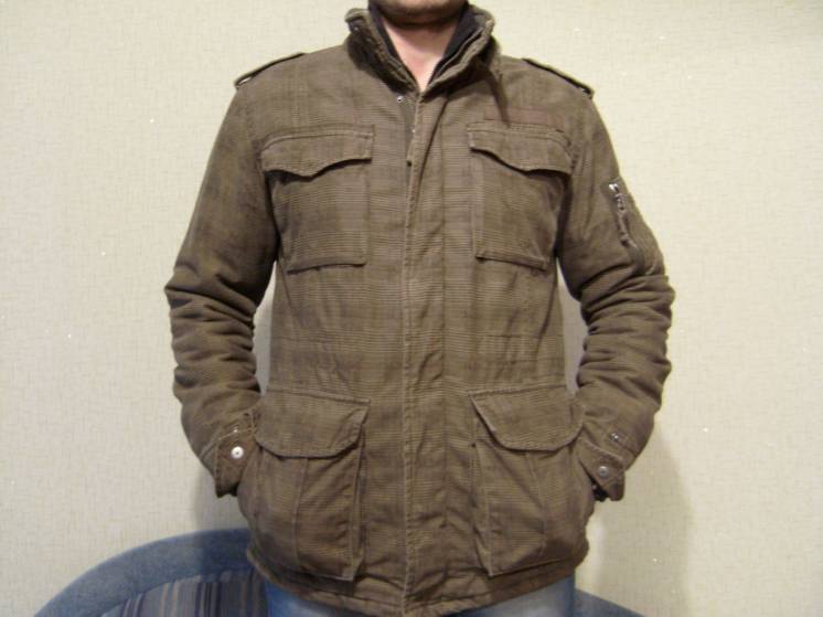 Куртка мужская, стиль милитари, отличный крой.