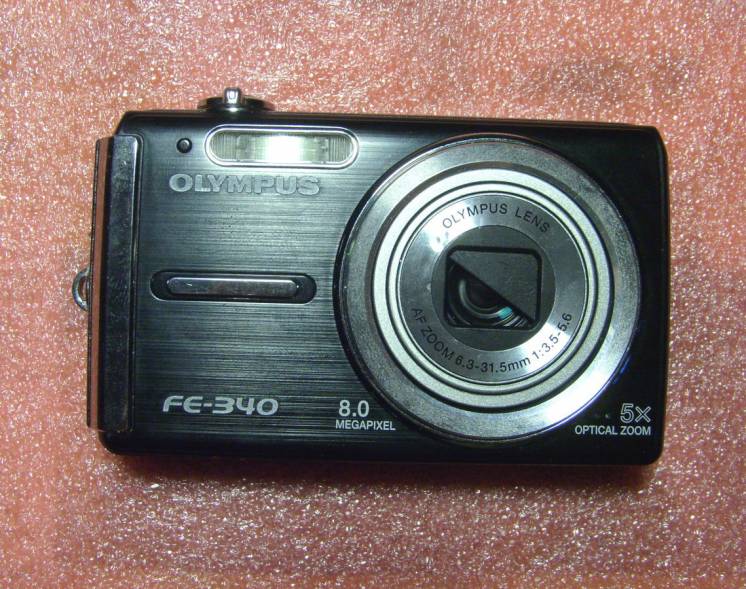 На запчасти или восстановление фотоаппарат Olympus FE-340