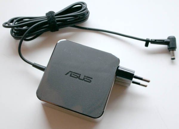 Зарядное устройство для ноутбука Asus (19V 4.74A 90W 5.5-2.5mm)