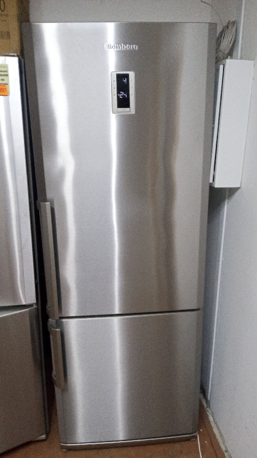 Холодильник Blomber no-frost ширина 70см нержавейка из Германии гарант