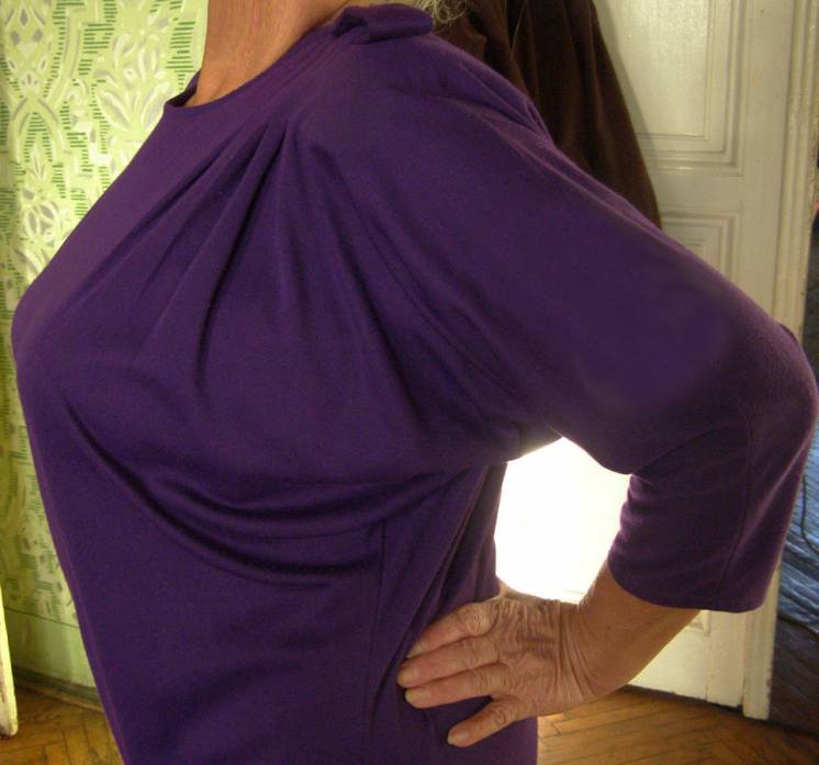 Красивое фиолетовое платье 52-54 р