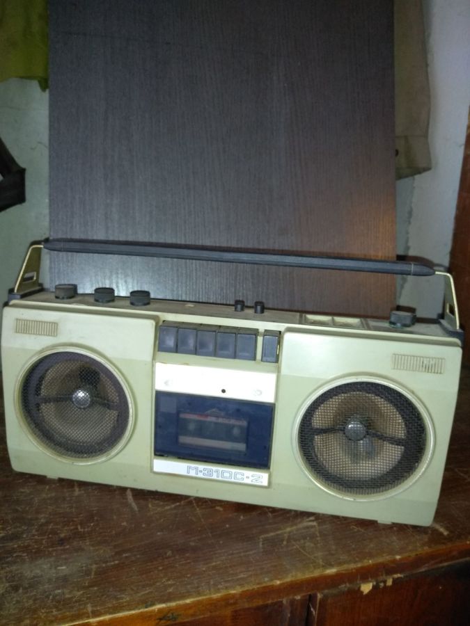 Магнітофон касетний  80-х років