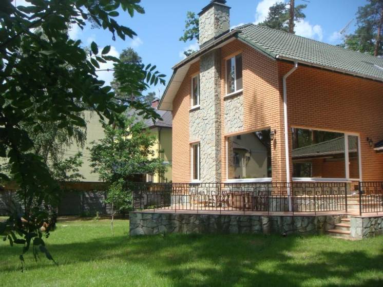 Новый жилой дом в Лесной Буче, Киевская область