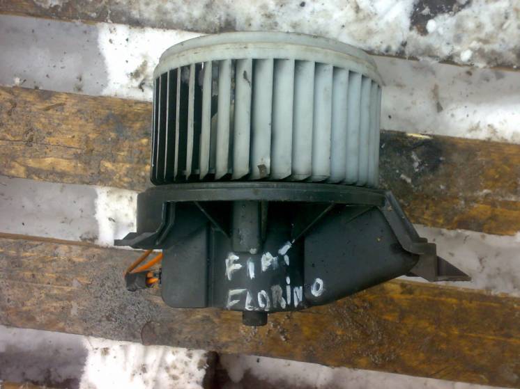 Моторчик вентилятор печки Fiat Fiorino оригинал
