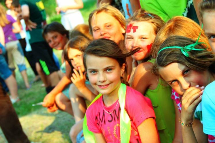 Лагерь под Киевом с английским Jammglish лето 2020 в лагере ребенку