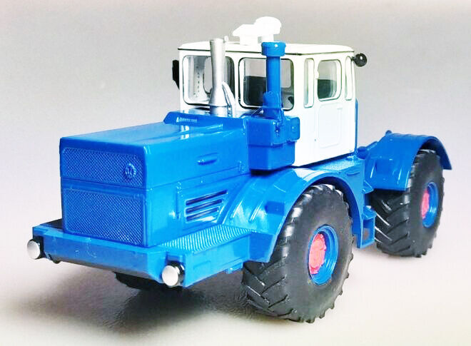 Модель трактора к-701 кировец 1/43