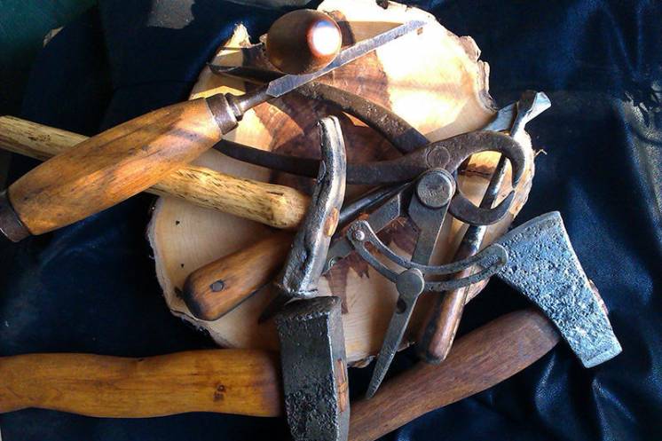 Инструмент ручной, старинный антураж коллекция работа интерьер