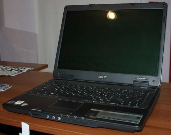 Не рабочий ноутбук Acer Extensa 5630 на запчасти