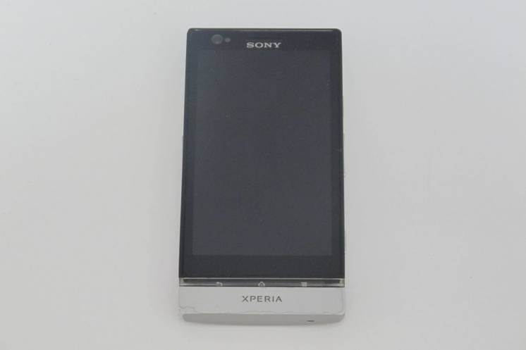 Мобильный телефон Sony Xperia P Lt22i   (TZ-1782)