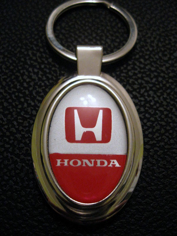 Брелок Honda.