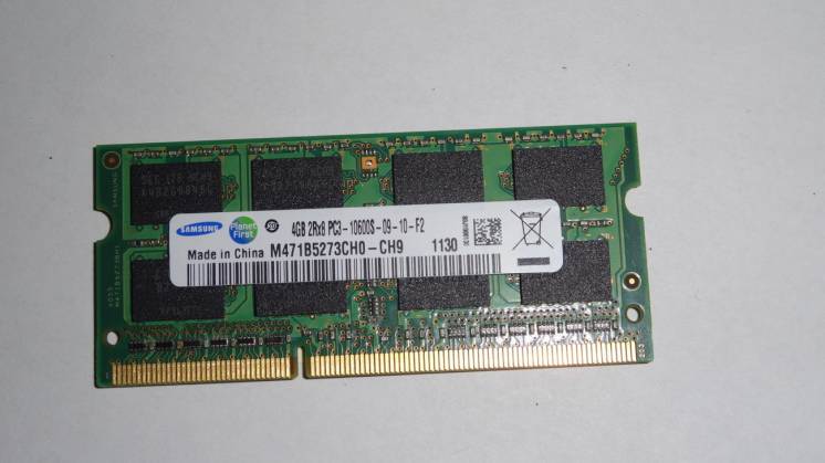 SO-DDR3 Samsung  4 gb 1333 к ноутбуку