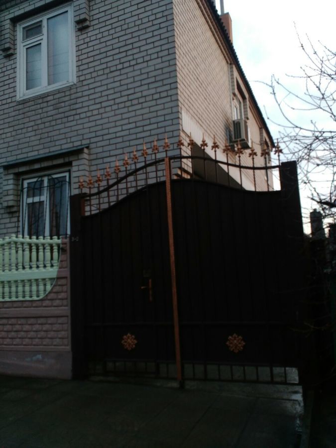 Продам дом новострой   с ремонтом р-он ул.Киевской 80кв.м