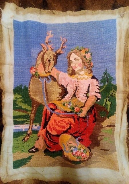 Картина вышита крестиком,Девушка с оленем