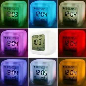 Часы будильник светящийся из светодиодов 7 цветов.