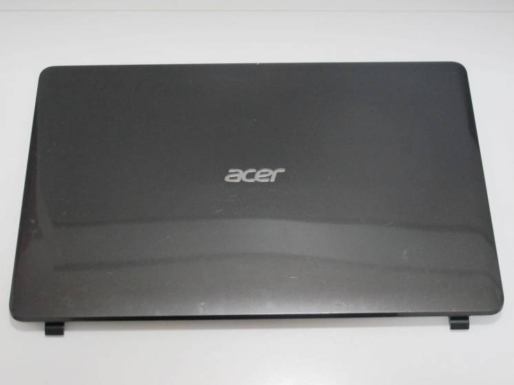 Часть корпуса (Крышка матрицы) Acer E1-531 (NZ-3902)