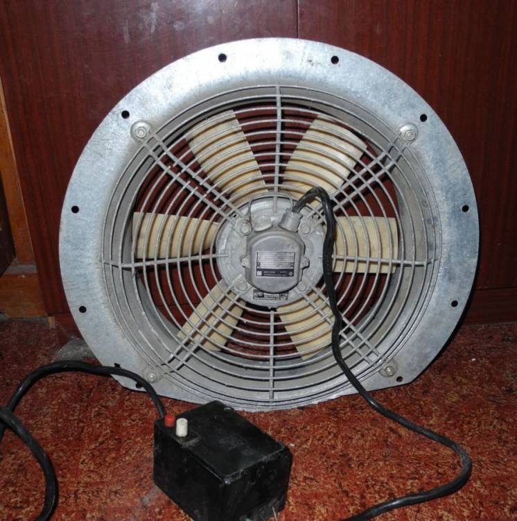 Вентилятор осевой канальный, производство гдр.