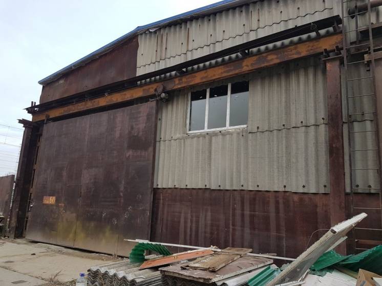 Продажа здания склада в Малиновском районе.