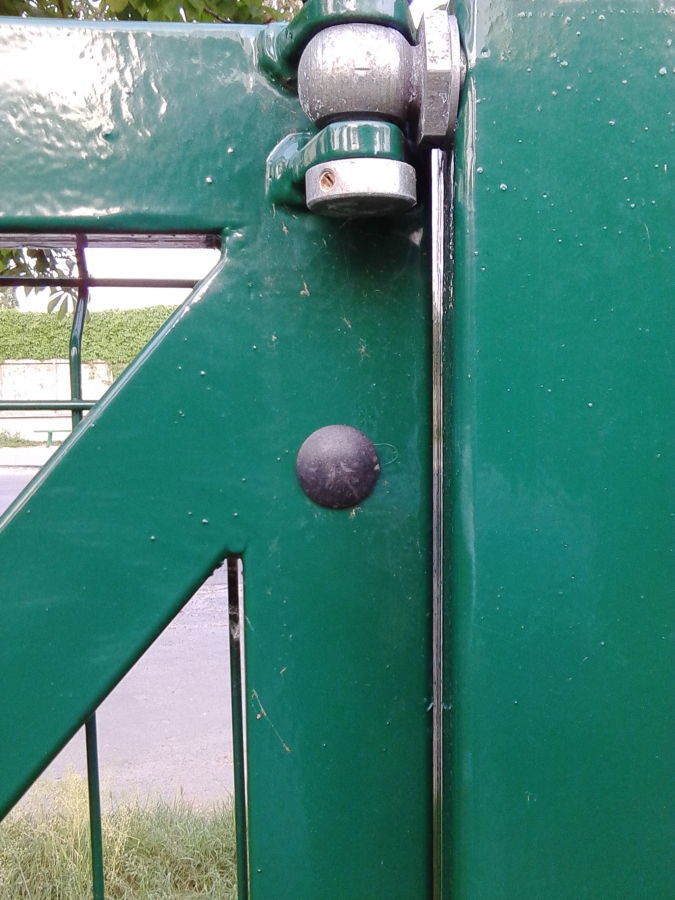 Заглушка для отверстия (20 мм). Забор.