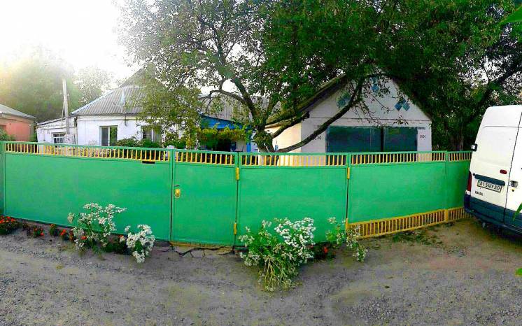 Продам кирпичную часть дома в городе Белая Церковь.