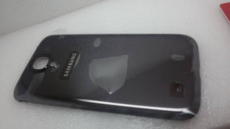 крышка батареи задняя Samsung i9500 черная
