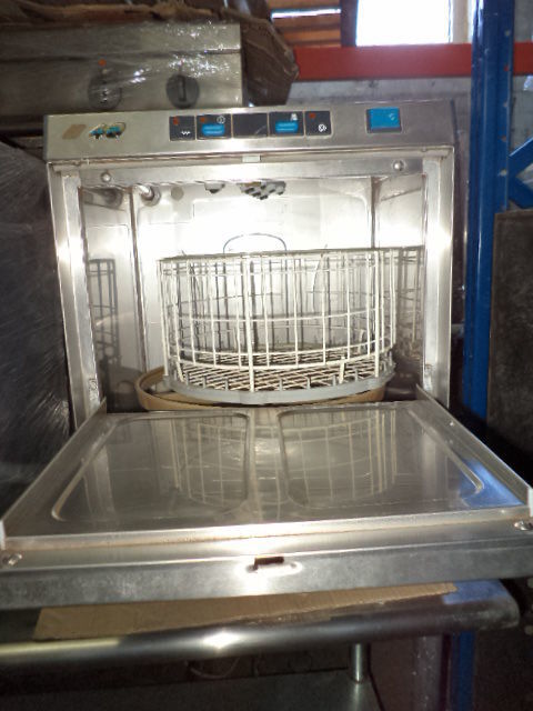 Посудомоечная машина (фронтальная, купольная, тоннельная, бокаломойка,
