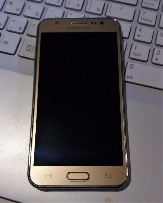 Samsung J5