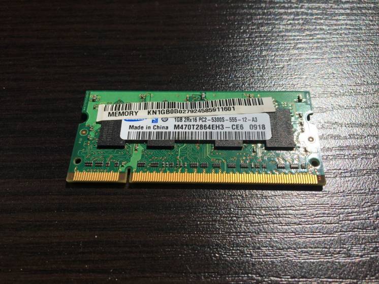 Оперативная память 1G, SO-DIMM, M470T2864EH3-CE6