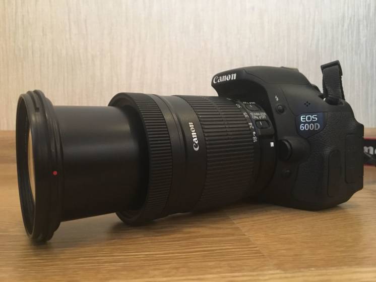 Canon EOS 600D Kit 18-135  пробег 4500 состояние идеальное