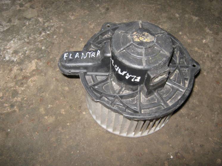 Моторчик печки на Hyundai Elantra (Хюндай Элантра) б\у оригинал