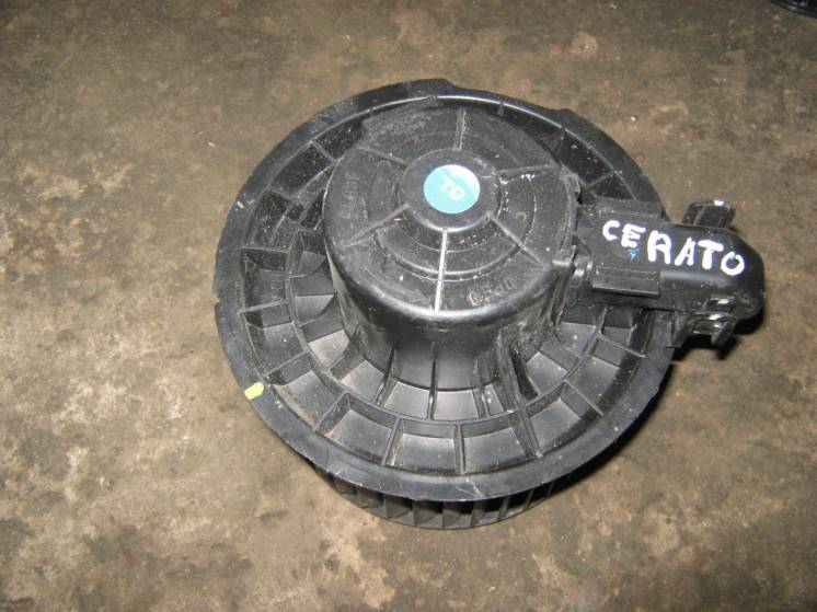 Моторчик печки на KIA Cerato (КИА Черато (Церато)) (объём 1.6i) с 2009