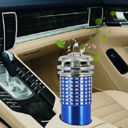 Ионизатор - очиститель  воздуха в машину