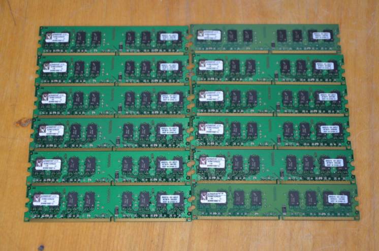 DDR2 2GB PC-5300 667MHz! Різні виробники! МегаSALE!